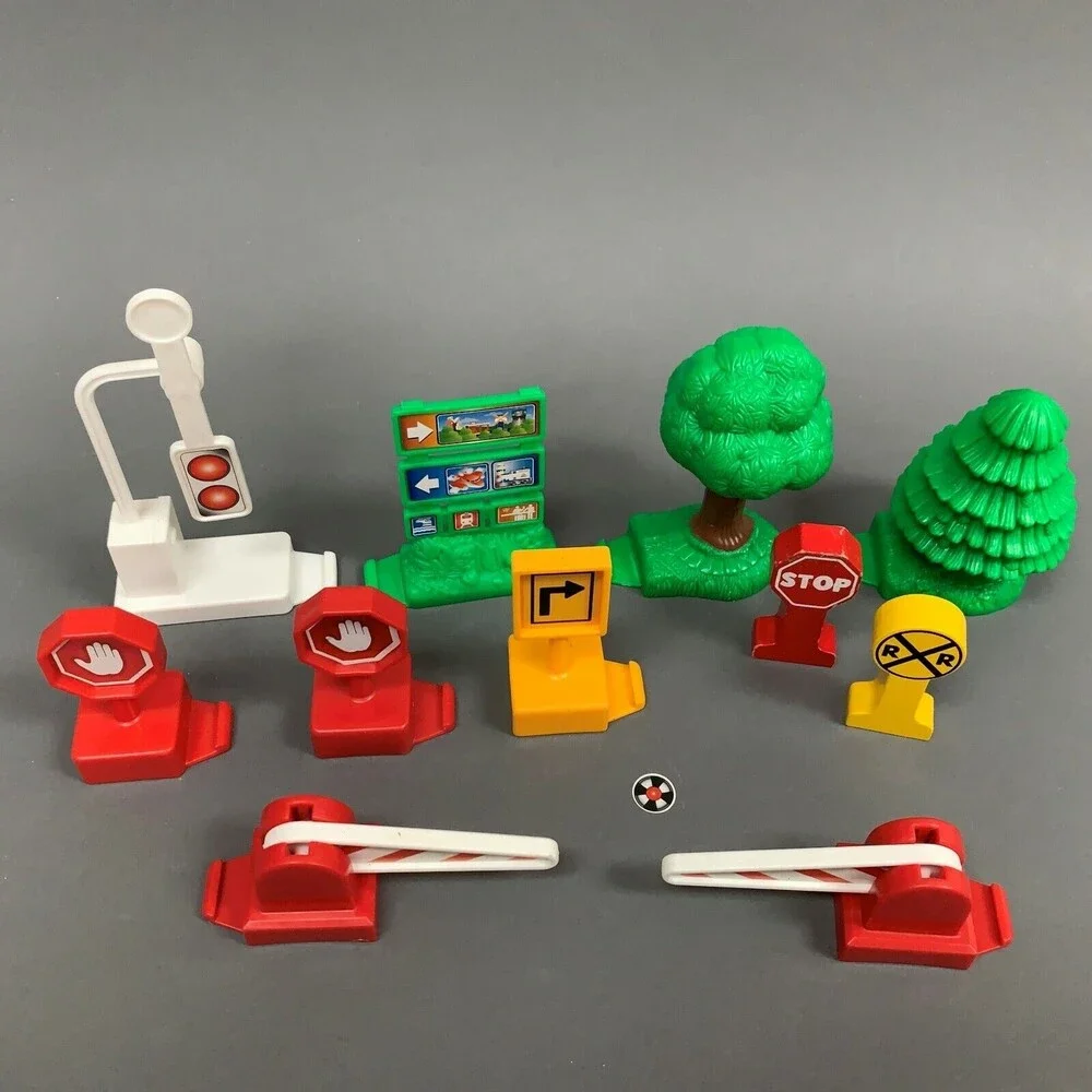 Fisher Price Railroad Track RR Stop‎ Light Signs Geo Trax 2003 2004 Trees